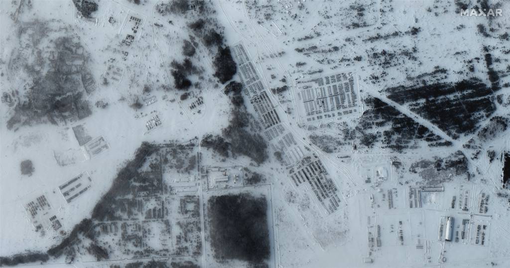 Satellite image provides an overview of deployed units in Yelnya, Russia