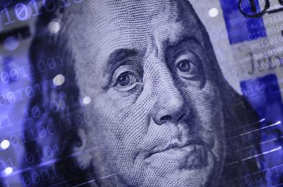 financial crime analysts vs it